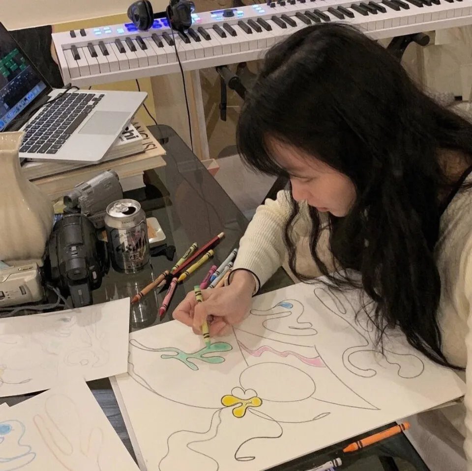 亨德逊夫人敬献